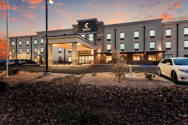 Comfort Inn & Suites Zion Park Area in Hurricane, Utah, United States
