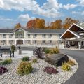Comfort Inn & Suites at Maplewood