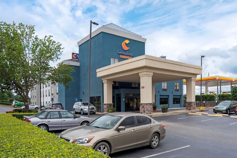 Comfort Suites Fultondale I-65 near I-22 in Fultondale, Alabama, United States