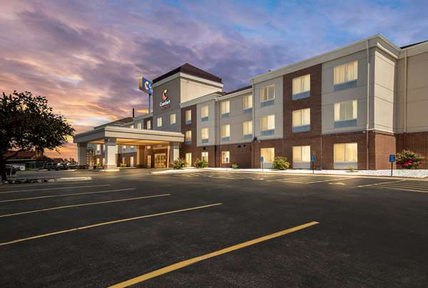 Comfort Suites Mount Vernon in Mount Vernon, Illinois, United States