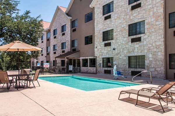 Comfort Suites Round Rock - Austin North I-35 in Round Rock, Texas, United States