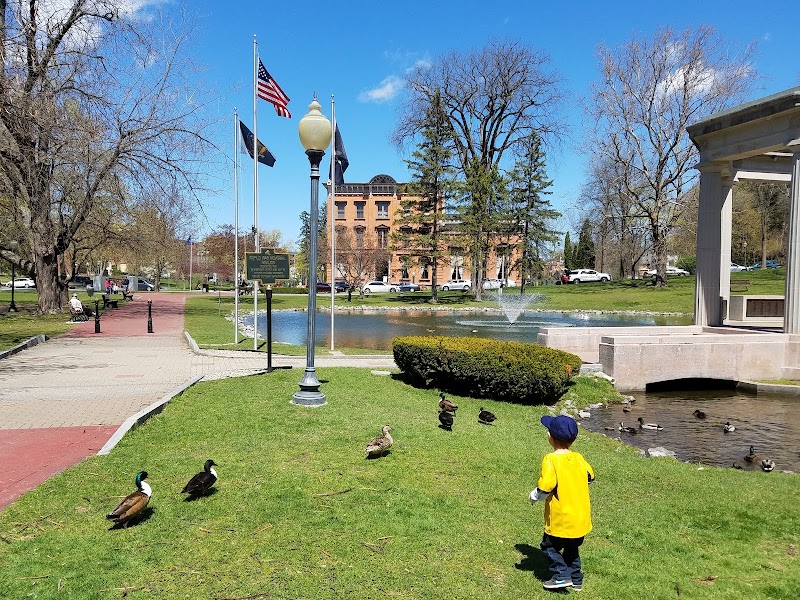 Community Court Motel in Saratoga Springs, New York, United States