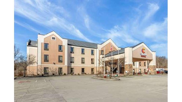 Country Hearth Inns & Suites - South Point in Huntington, West Virginia, United States