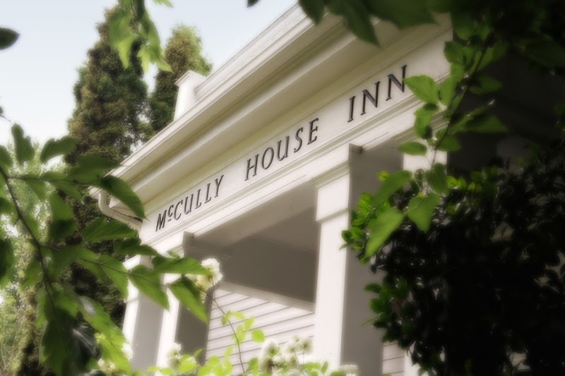 Country House Inns in Grants Pass, Oregon, United States