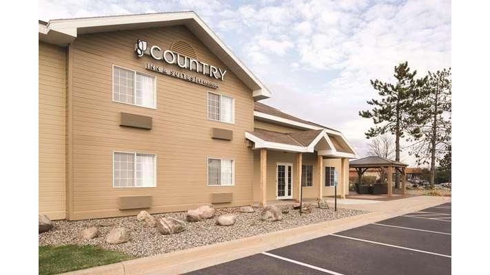 Country Inn & Suites by Radisson in Grand Rapids, Minnesota, United States