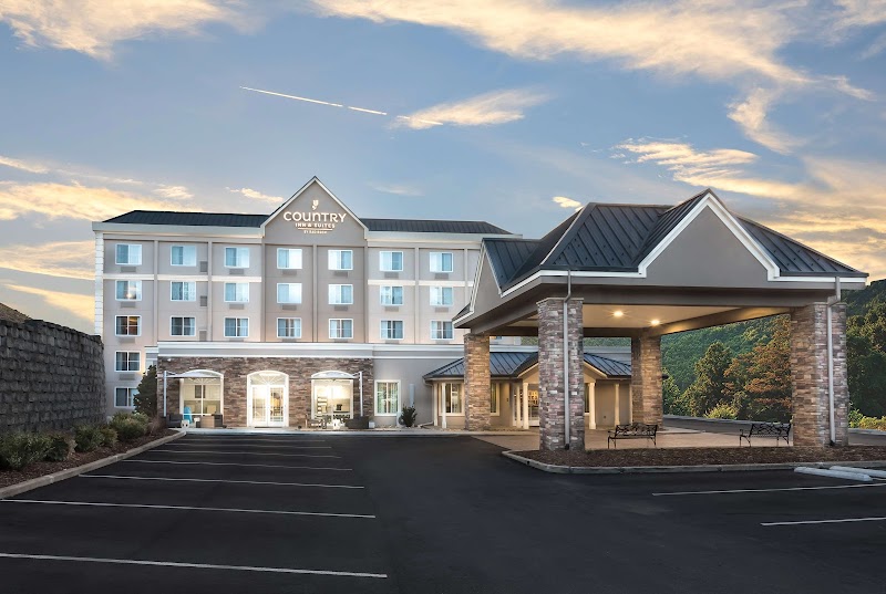 Country Inn & Suites by Radisson, Asheville Downtown Tunnel Road in Asheville, North Carolina, United States