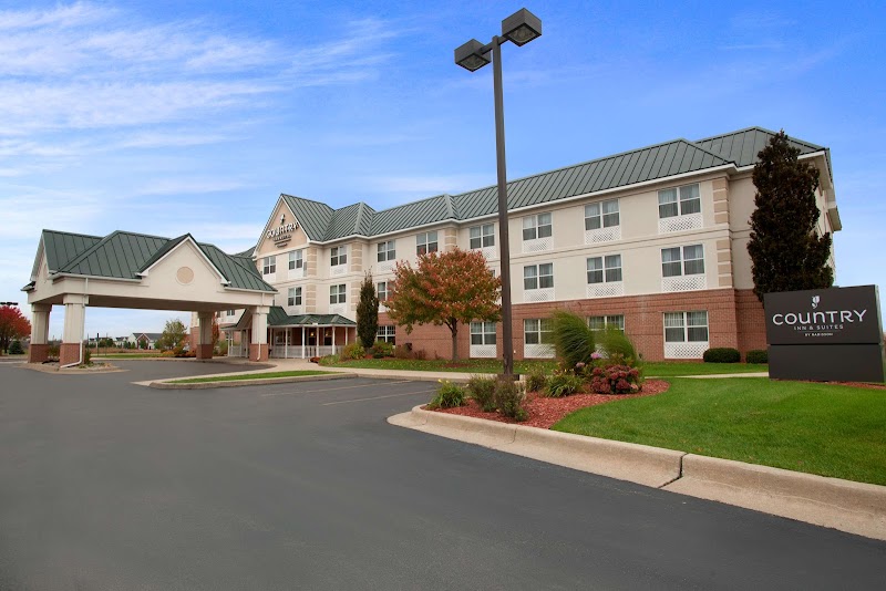 Country Inn & Suites by Radisson, Dundee, MI in Dundee, Michigan, United States