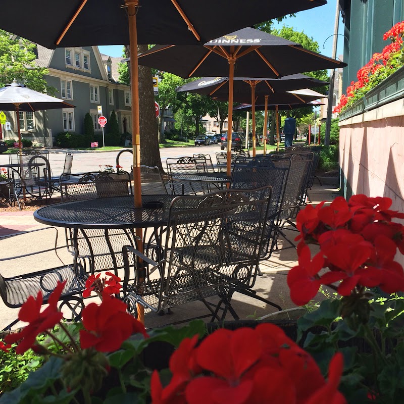 County Clare Irish Inn in Milwaukee, Wisconsin, United States