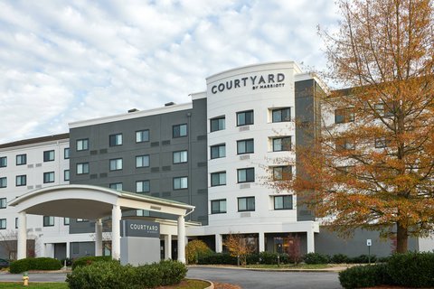 Courtyard by Marriott Bristol in Bristol, Tennessee, United States