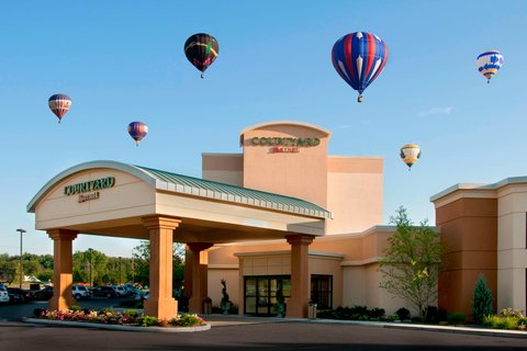 Courtyard by Marriott Canton in North Canton, Ohio, United States