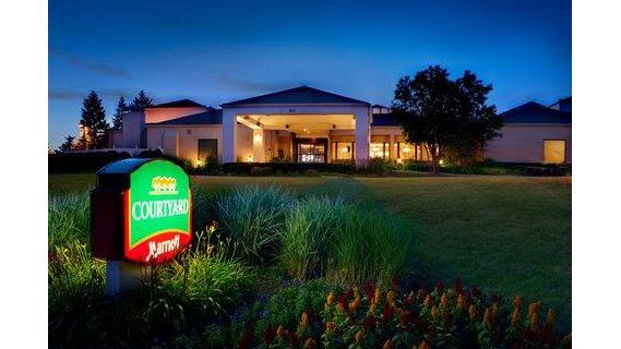Courtyard by Marriott Chicago Deerfield in Deerfield, Illinois, United States
