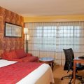 Courtyard by Marriott Chicago Elmhurst/Oakbrook Area