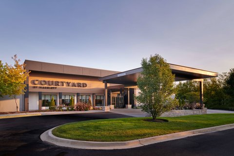 Courtyard by Marriott Chicago Highland Park/Northbrook in Highland Park, Illinois, United States
