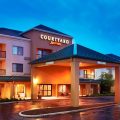 Courtyard by Marriott Cleveland Airport North