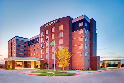 Courtyard by Marriott Dallas Carrollton in Carrollton, Texas, United States
