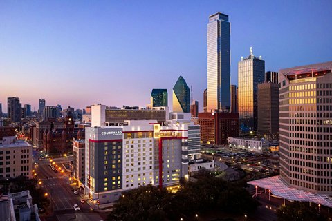 Courtyard by Marriott Dallas Downtown/Reunion District in Dallas, Texas, United States