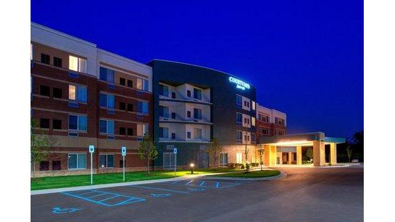 Courtyard by Marriott Detroit Farmington Hills in Farmington, Michigan, United States