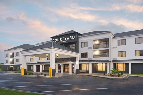 Courtyard by Marriott Florence in Florence, South Carolina, United States