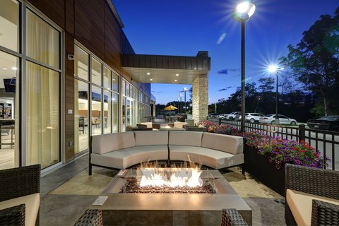 Courtyard by Marriott Iowa City University Heights in Iowa City, Iowa, United States
