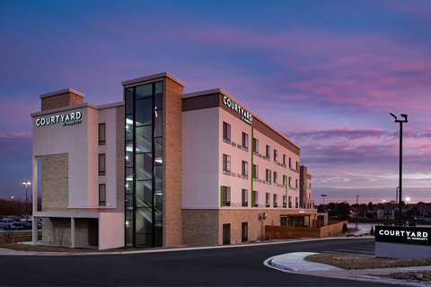 Courtyard by Marriott Kansas City Olathe in Olathe, Kansas, United States