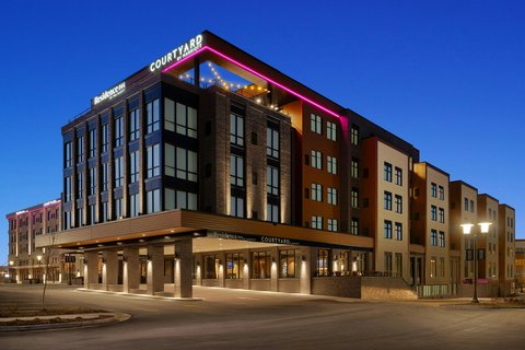 Courtyard by Marriott Milwaukee Brookfield in Brookfield, Wisconsin, United States