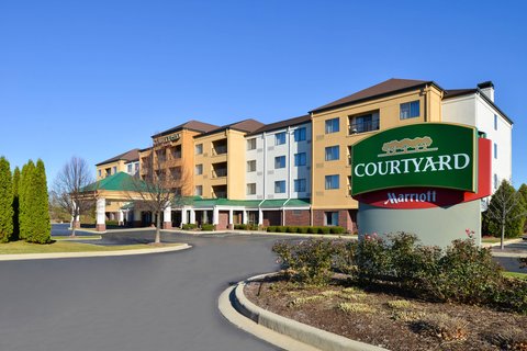 Courtyard by Marriott Milwaukee North/Brown Deer in Brown Deer, Wisconsin, United States
