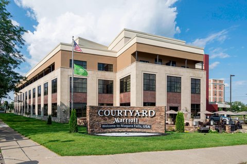 Courtyard by Marriott Niagara Falls USA in Niagara Falls, New York, United States