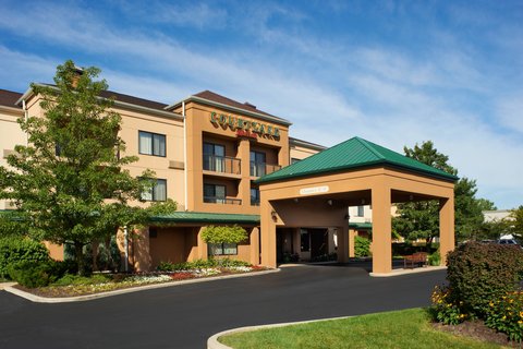 Courtyard by Marriott Toledo Maumee/Arrowhead in Maumee, Ohio, United States