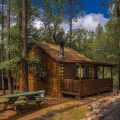 Creekside Lodge and Cabins