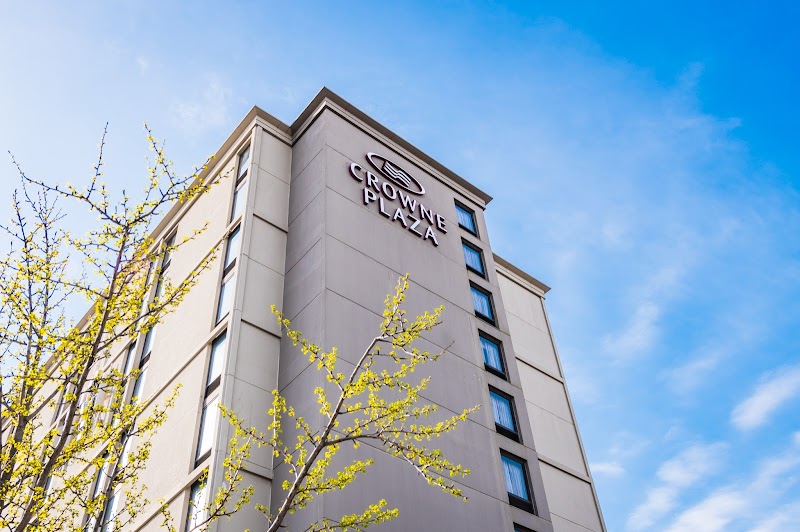 Crowne Plaza Newark Airport in Elizabeth, New Jersey, United States