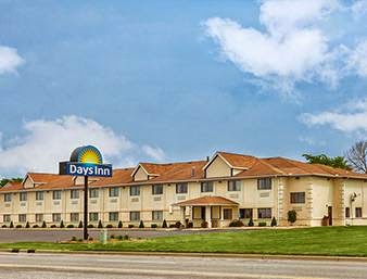 Days Inn & Suites by Wyndham Benton Harbor MI in Benton Harbor, Michigan, United States
