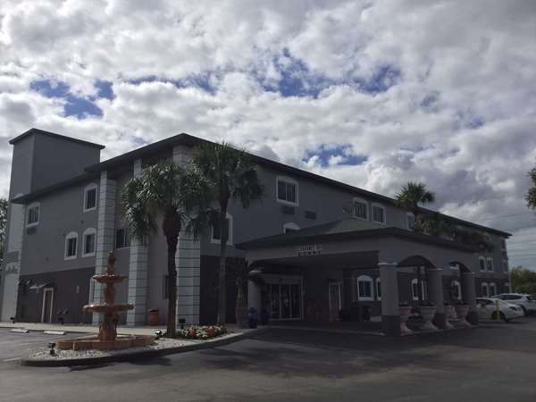 Days Inn & Suites by Wyndham Bonita Springs North Naples in Florida Gulf Coast University, Florida, United States