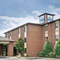 Days Inn & Suites by Wyndham Hickory