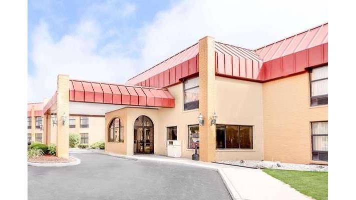 Days Inn & Suites by Wyndham Kalamazoo in Kalamazoo, Michigan, United States