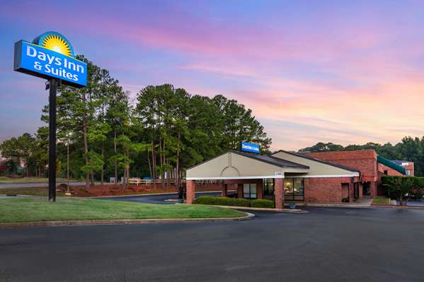 Days Inn & Suites by Wyndham Rocky Mount Golden East in Rocky Mount, North Carolina, United States