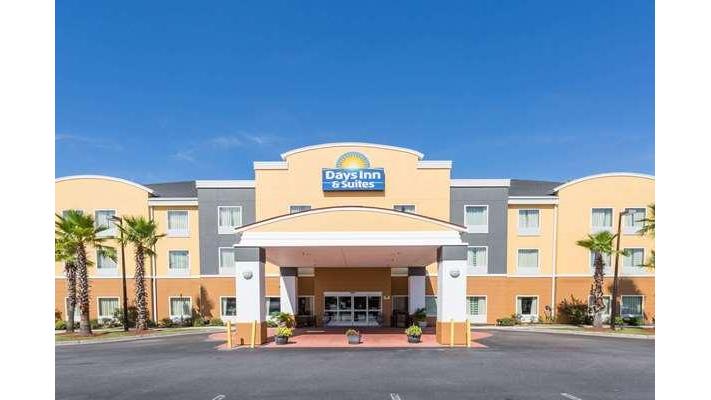 Days Inn & Suites by Wyndham Savannah North I-95 in Port Wentworth, Georgia, United States