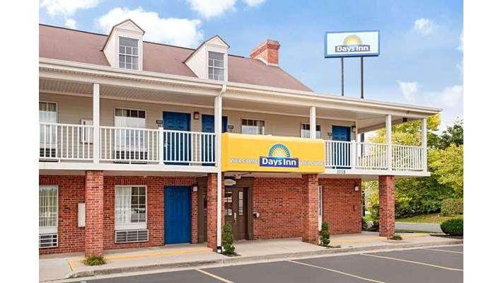 Days Inn by Wyndham Auburn in Auburn, Indiana, United States