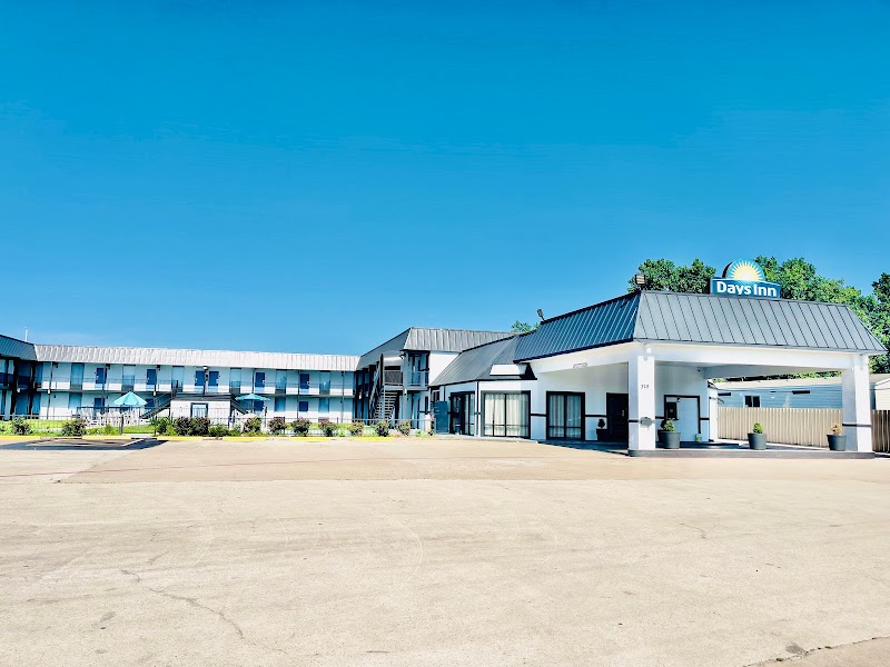 Days Inn by Wyndham Burleson Ft. Worth in Burleson, Texas, United States