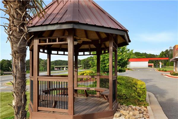 Days Inn by Wyndham Cartersville in Cartersville, Georgia, United States