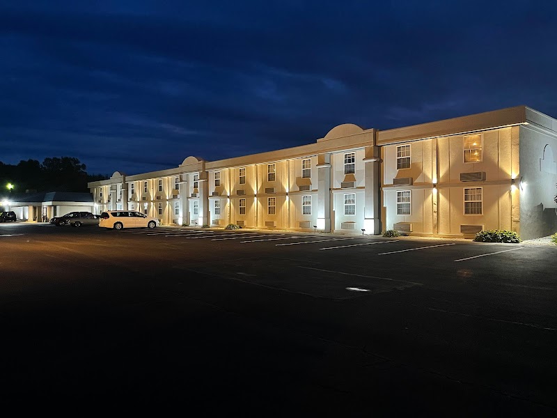 Days Inn by Wyndham Conneaut in Conneaut, Ohio, United States