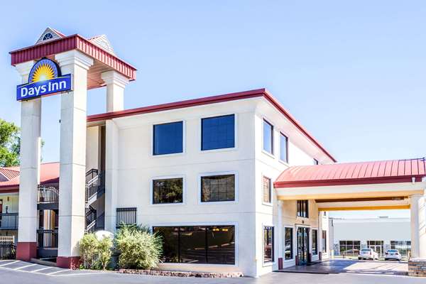 Days Inn by Wyndham Dalton in Dalton, Georgia, United States