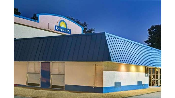 Days Inn by Wyndham Elizabeth City in Elizabeth City, North Carolina, United States