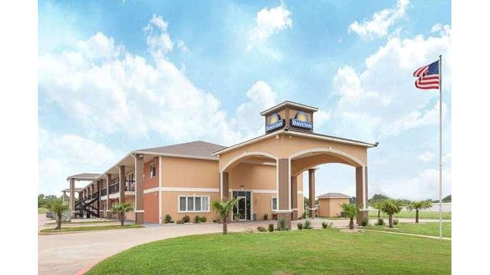 Days Inn by Wyndham Ennis in Ennis, Texas, United States