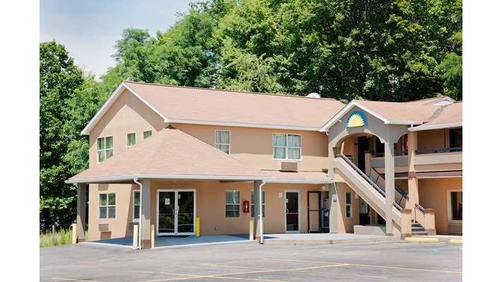 Days Inn by Wyndham Fairmont in Fairmont, West Virginia, United States