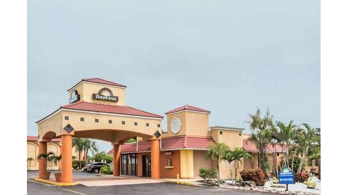 Days Inn by Wyndham Fort Myers in Fort Myers, Florida, United States