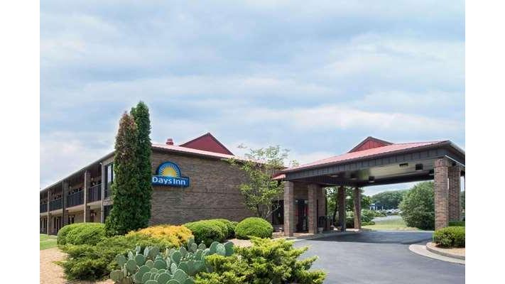 Days Inn by Wyndham Fort Payne in Fort Payne, Alabama, United States