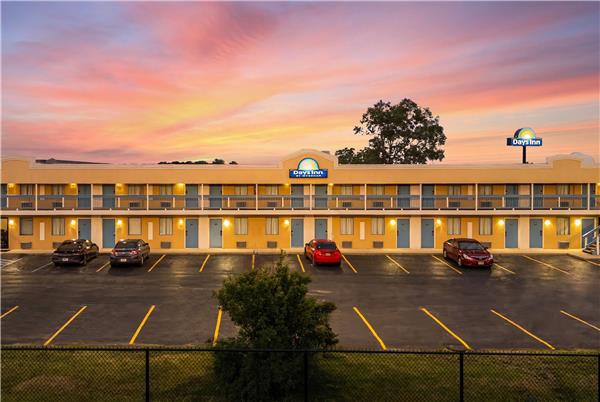 Days Inn by Wyndham Fort Wayne in Fort Wayne, Indiana, United States