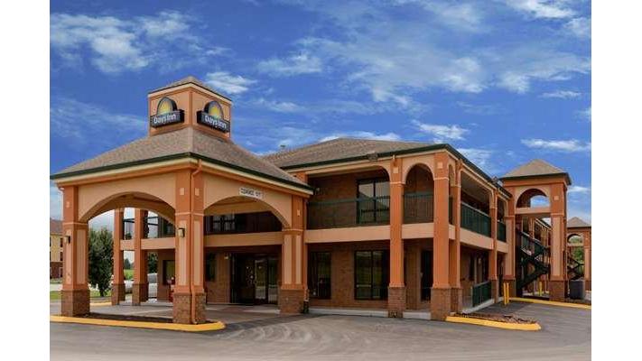 Days Inn by Wyndham Franklin in Franklin, Kentucky, United States