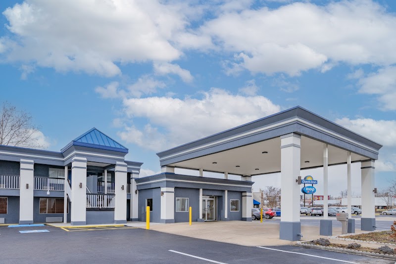 Days Inn by Wyndham Fredericksburg North in Fredericksburg, Virginia, United States