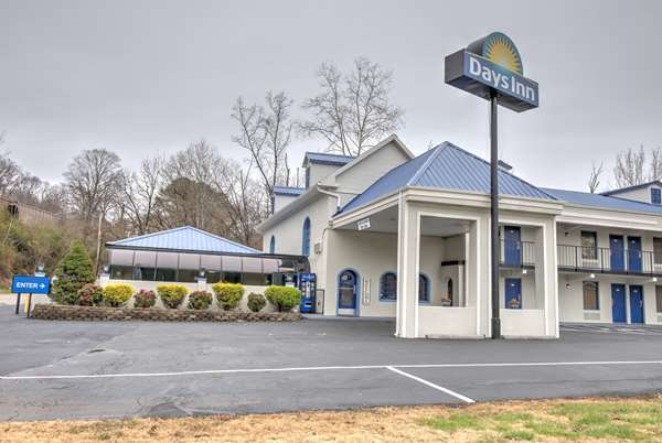 Days Inn by Wyndham Harriman in Harriman, Tennessee, United States